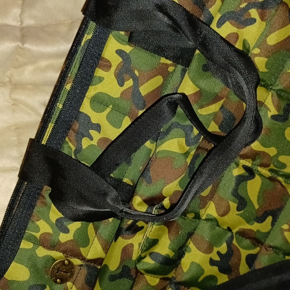 Focused Space camouflage tote/messager bag - Picture 3 of 12